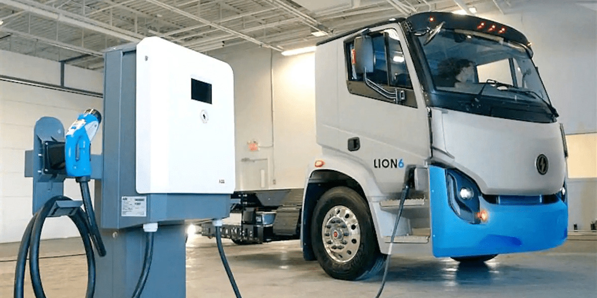Lion Electric нашла партнера по зарядке электромобилей