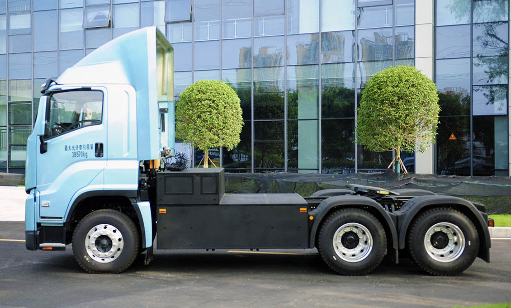 Новый электрический тягач Qingling Isuzu_2